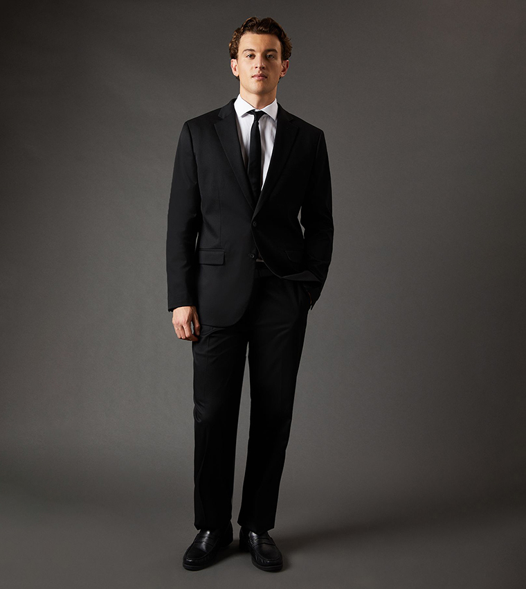 Solid Long Sleeves Regular Fit Blazer