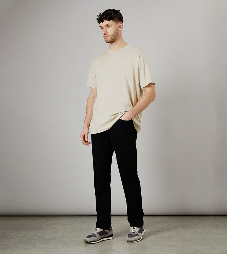 Stretch Straight Fit Jeans