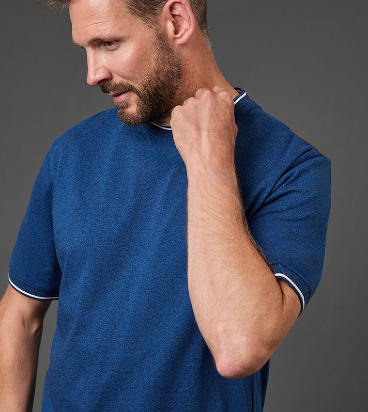 Contrast Tipped Crew Neck T-Shirt