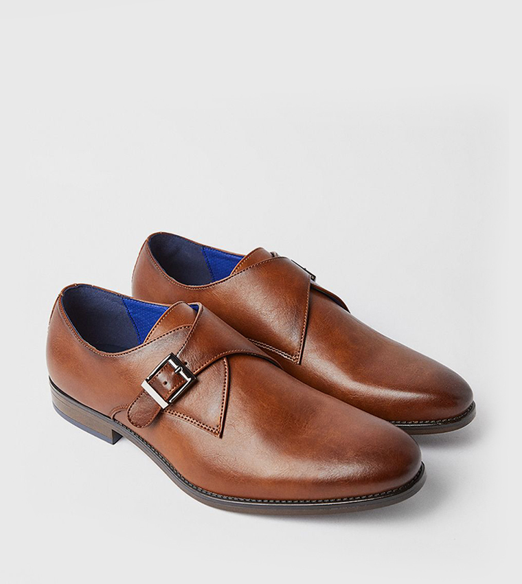 Solid Buckled Monkstrap Shoes
