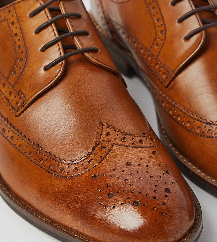 Leather Lace-Up Brogues