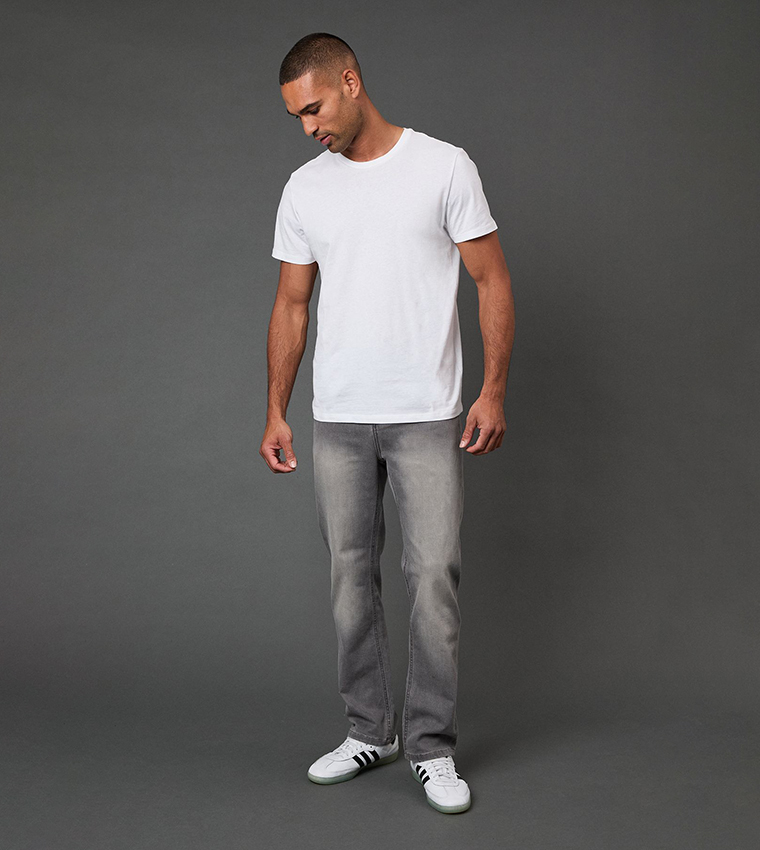 Faded Stretch Straight Fit Jeans