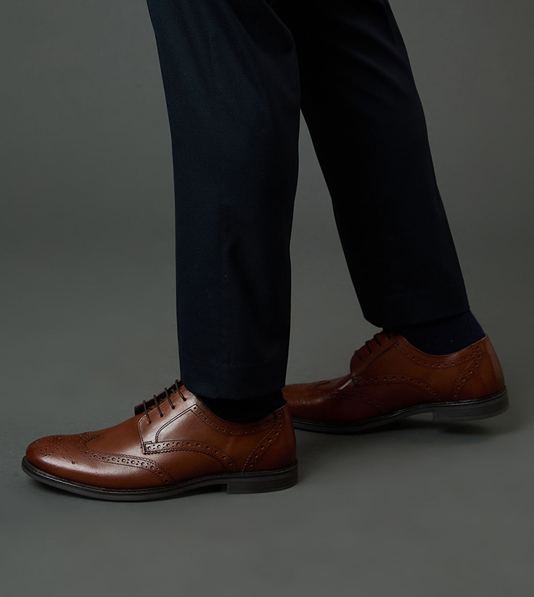 Wingtip Brogue Lace-Up Formal Shoes