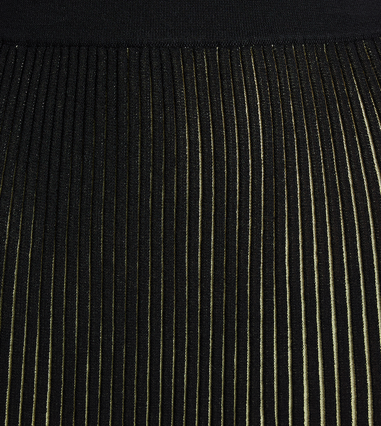 Ribbed Midi Skirt with Side Slit