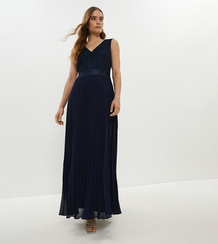 Buy Coast V Neck Embroidered Maxi Dress In Navy | 6thStreet Qatar