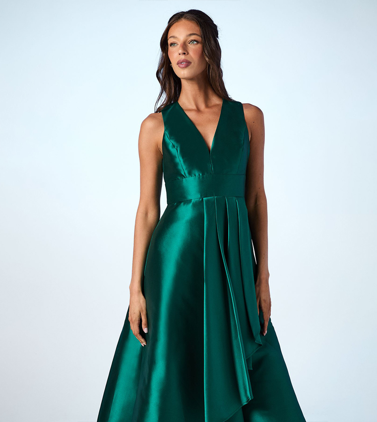 Coast Honoured Petite Sleeveless Plunge Waterfall Twill Maxi Bridesmaid Dress