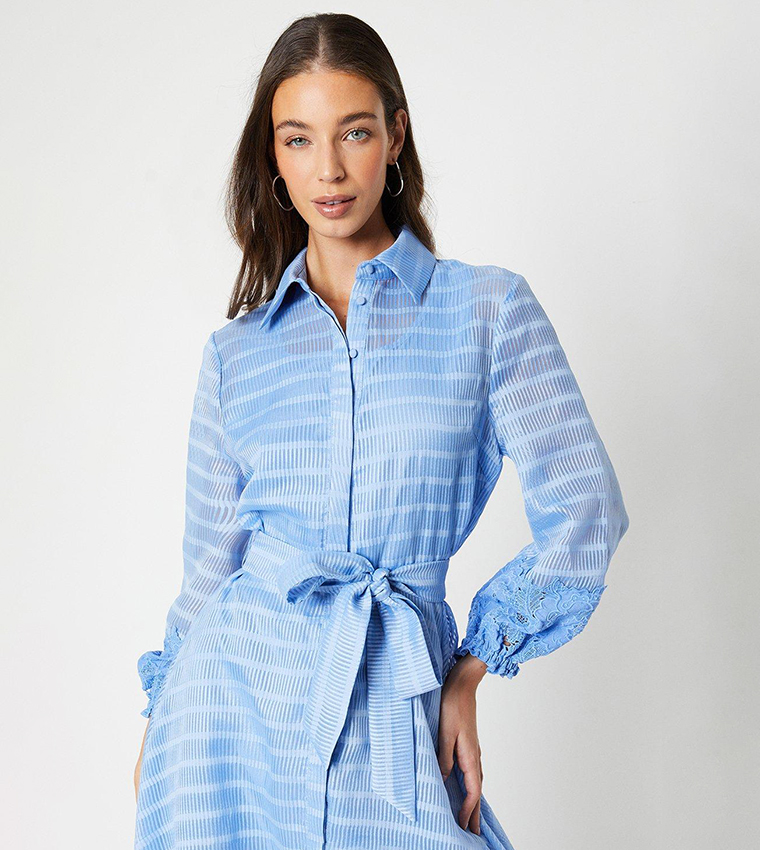 Ruffle ow Dress Shirt