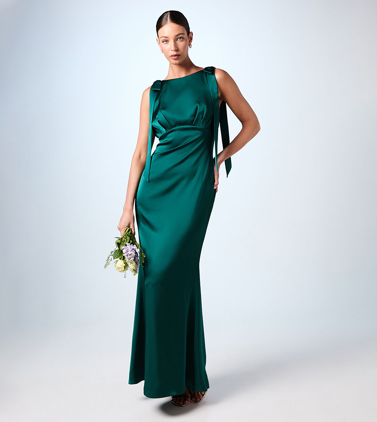 green emerald velvet dress Zapaka Women Light Green Long Bridesmaid Dress with Ruffle Slit Mermaid Off The Shoulder Wedding Guest Dress, Chiffon Color / US16W