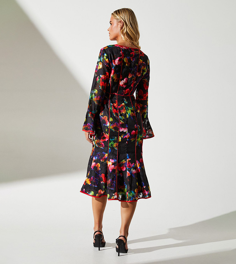 فستان ميدي مطبوع بأكمام طويلة بطبعة زهور للمقاسات الصغيرة  