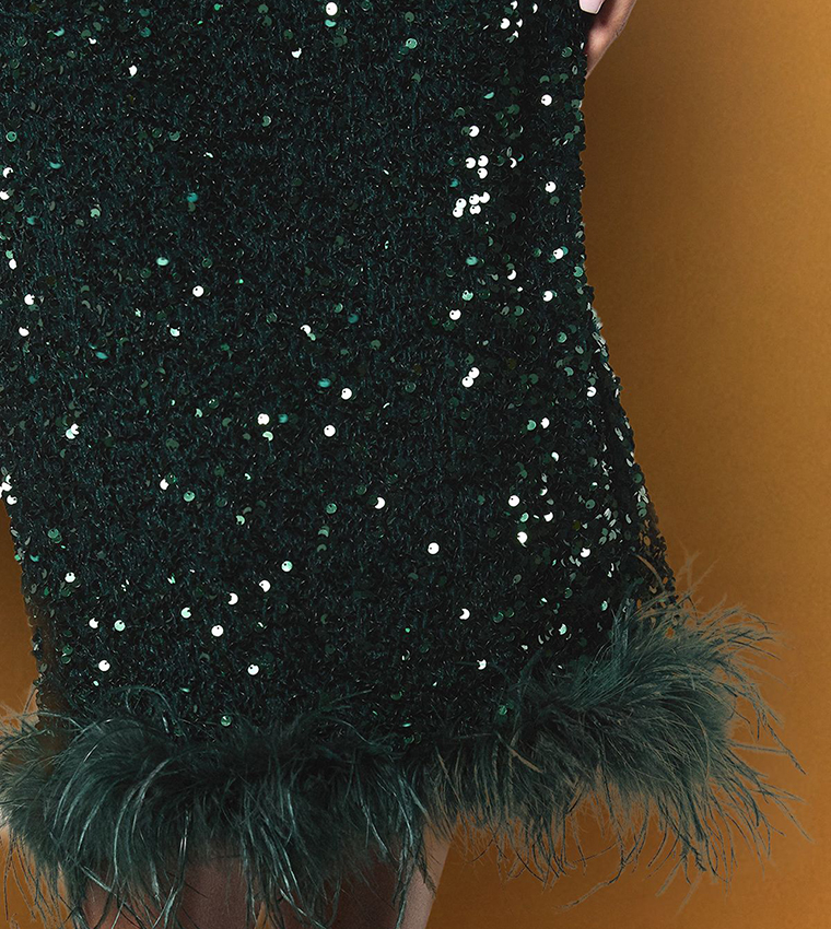 Sequined Long Sleeves Midi Dress with Feather Hem