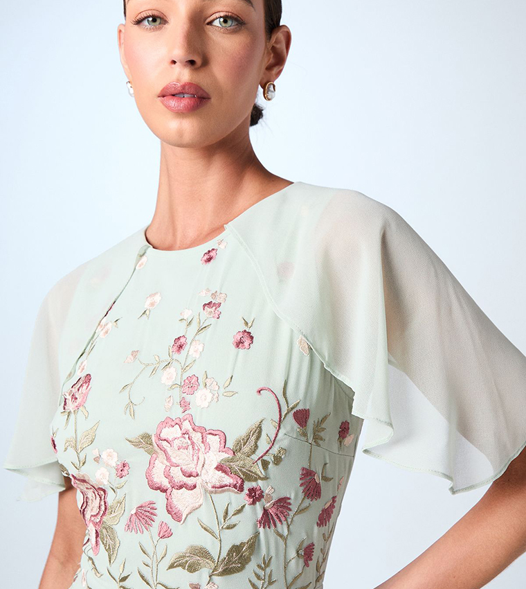 Embroidered Floral Cape Detail Tiered Bridesmaid Dress
