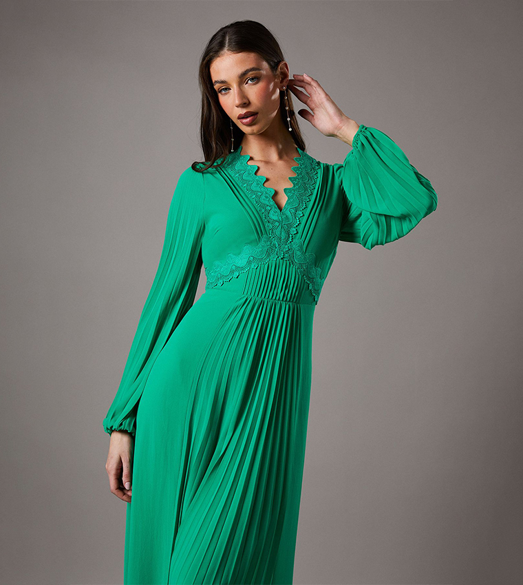 Pleated Detail Lace Trim Maxi Dress