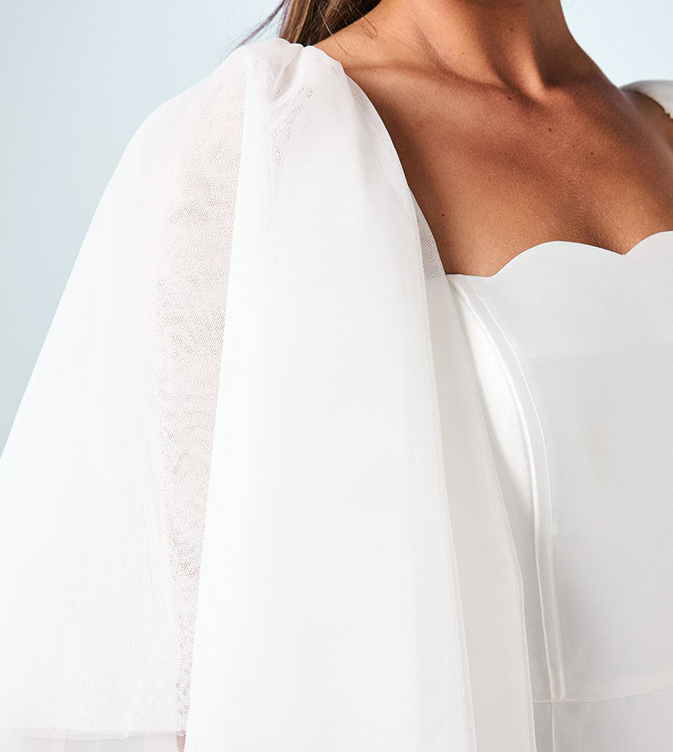 Flared Sleeves Tulle Cape