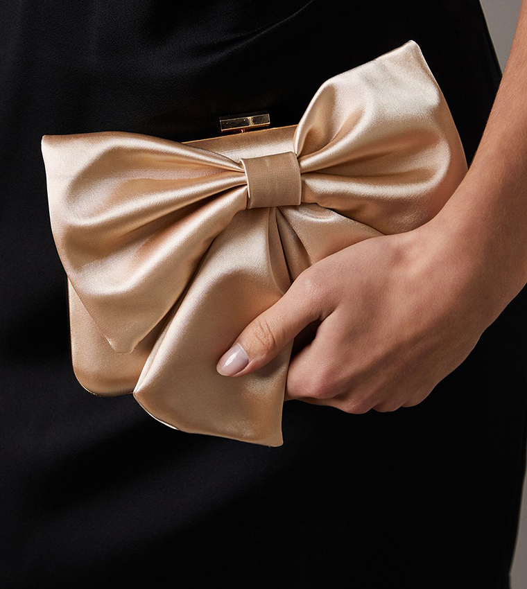 Azalea Bow Detail Clutch