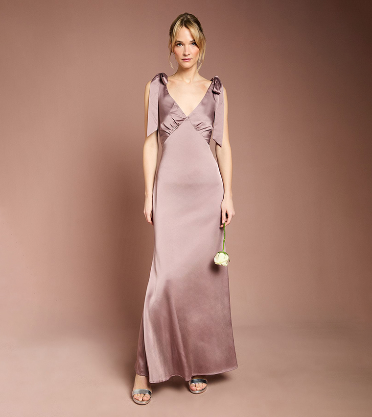 Buy Coast Petite Satin Back Crepe Tie Shoulder Maxi Bridesmaid Dress In  Pink | 6thstreet UAE
