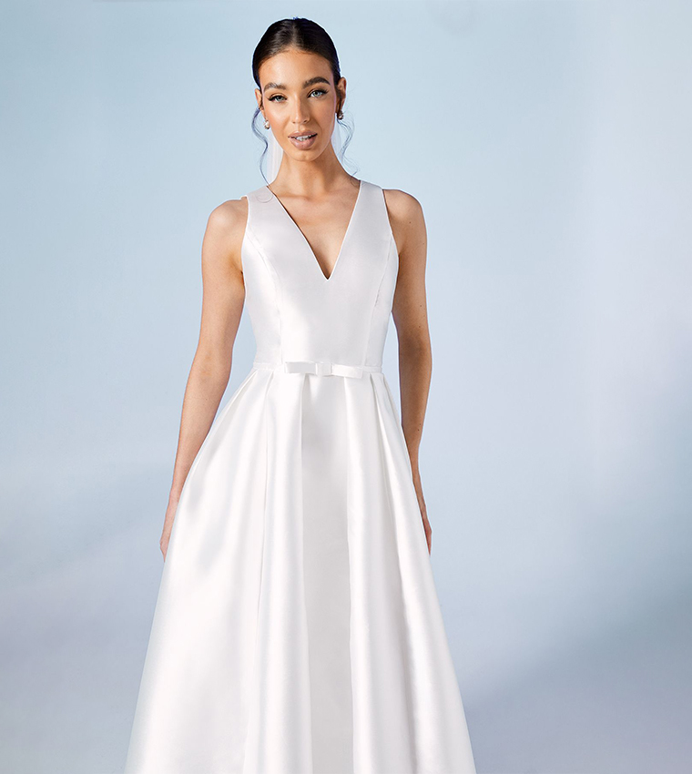 Plunge Neck Bow Waist Maxi Dress With Pockets