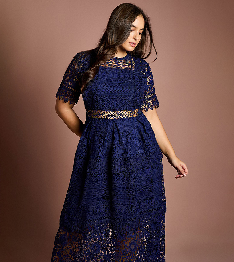Curve Short Sleeves Lace Midaxi Dress