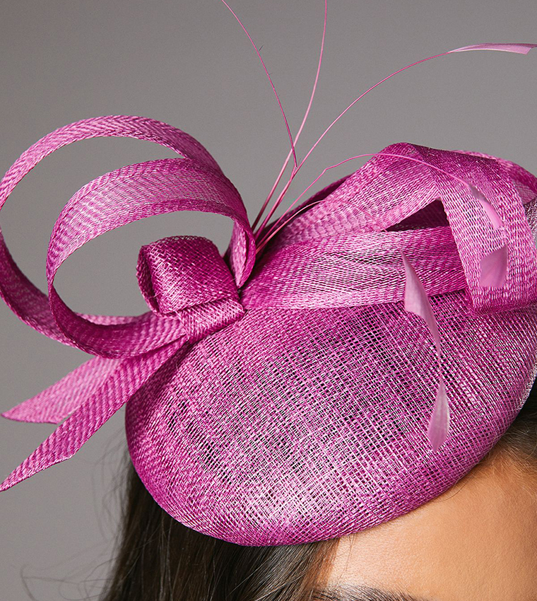 Disc Loop Detail Feather Fascinator