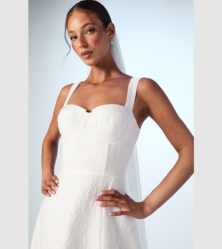 Sweetheart Full Skirted Jacquard Wedding Dress