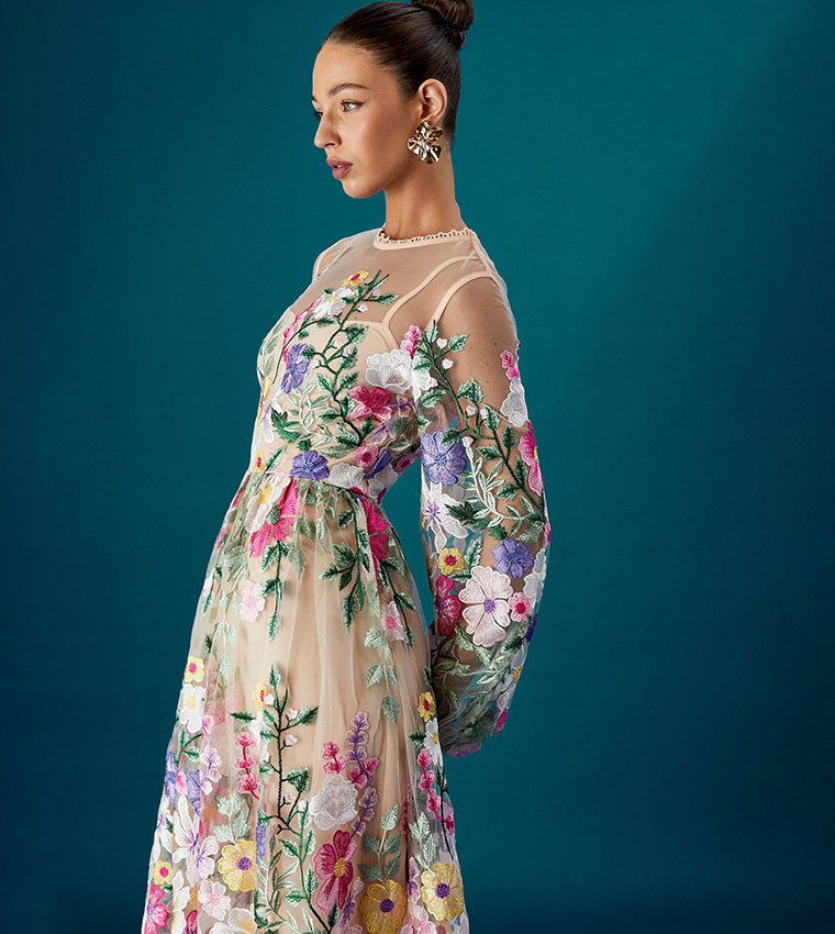Muse Long Sleeves Embroidered Maxi Dress