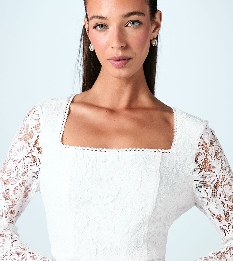 Lace Flare Sleeves Maxi Wedding Dress
