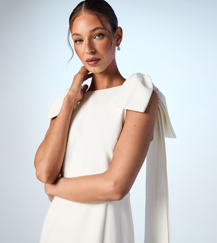 Bow Detail Button Back Maxi Wedding Dress