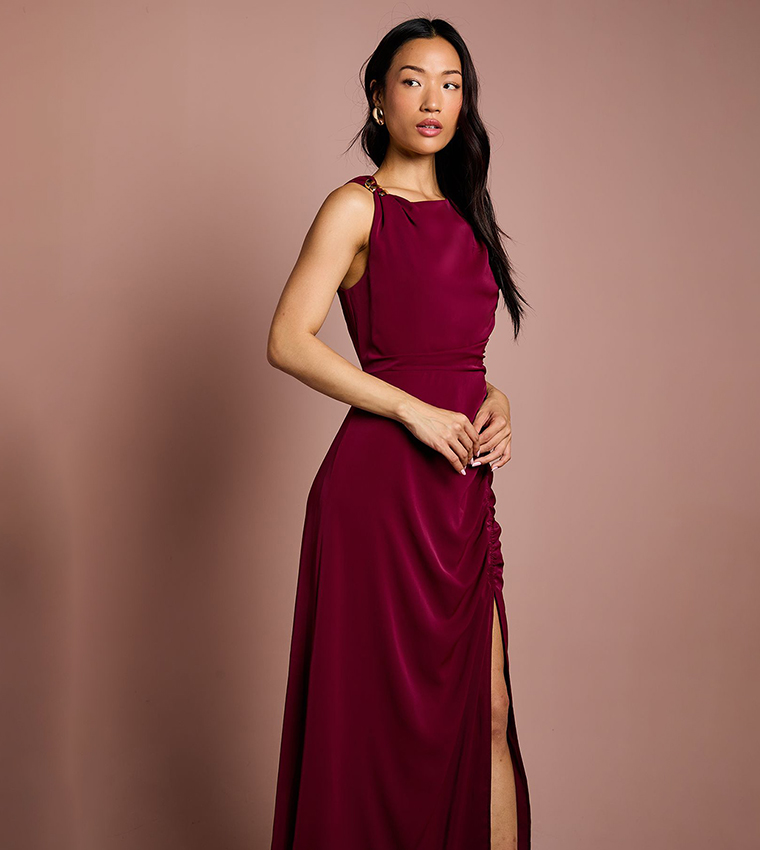 Sleeveless Ruched Maxi Dress with Buckle Detail