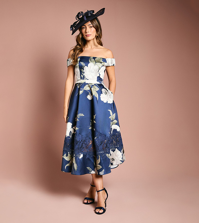 فستان ميدي تويل بأكتاف مكشوفة وزينة دانتيل