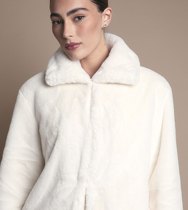 جاكيت طويل فرو صناعي 