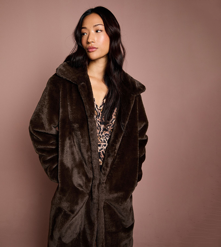 Long Sleeves Faux Fur Collared Coat