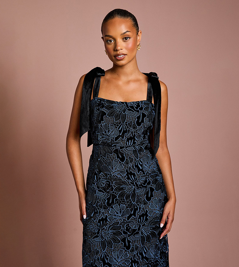 sriti mini dress in rose flock black Sevila Long Sleeve Mini Dress in Mesh Black Abstract Flower Flock , Bodycon main image 1