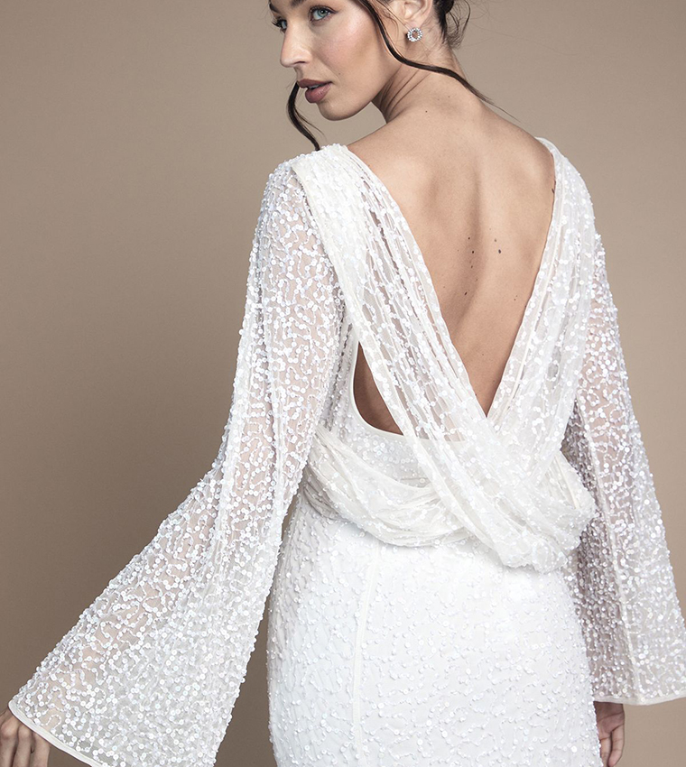 فستان سهرة ماكسي بقبة منسدلة وكم طويل 