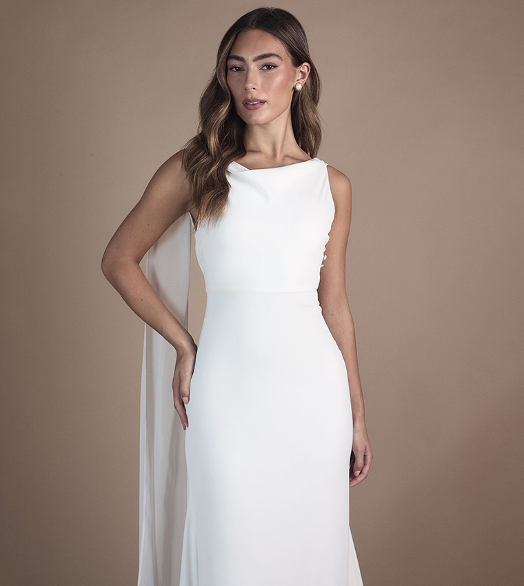 فستان زفاف شيفون بظهر منسدل للمقاسات الصغيرة