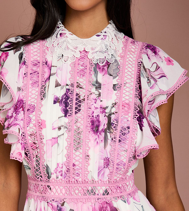 Petite Frill Sleeves Contrast Collar Pleated Maxi Dress