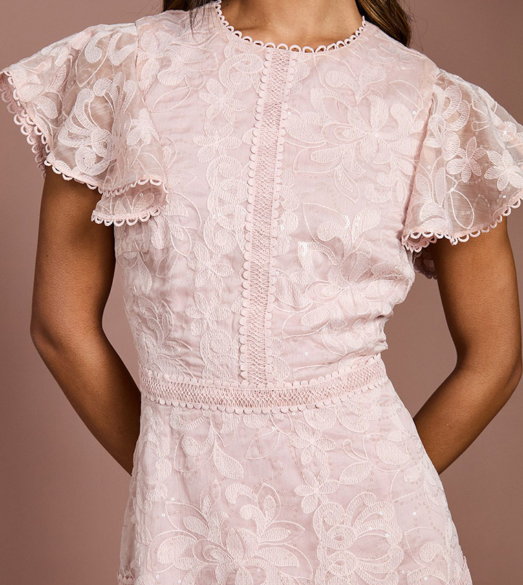 Sequined Lace Tiered Midi Party Dress