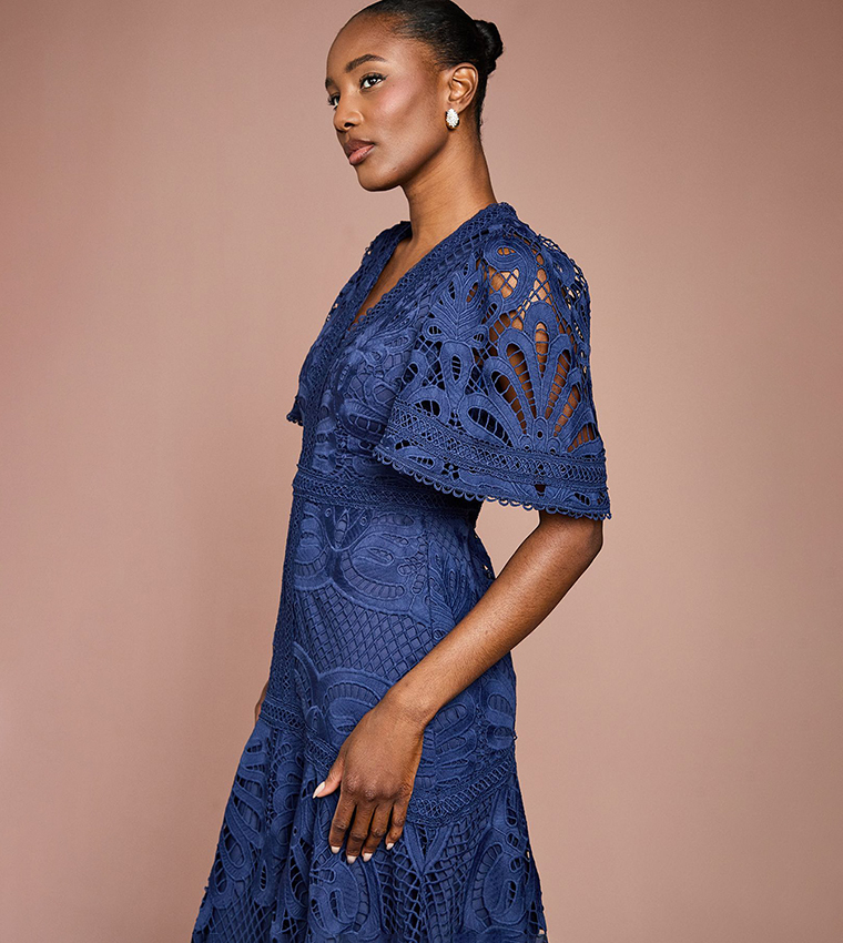 Placement Lace Hanky Hem Midi Dress
