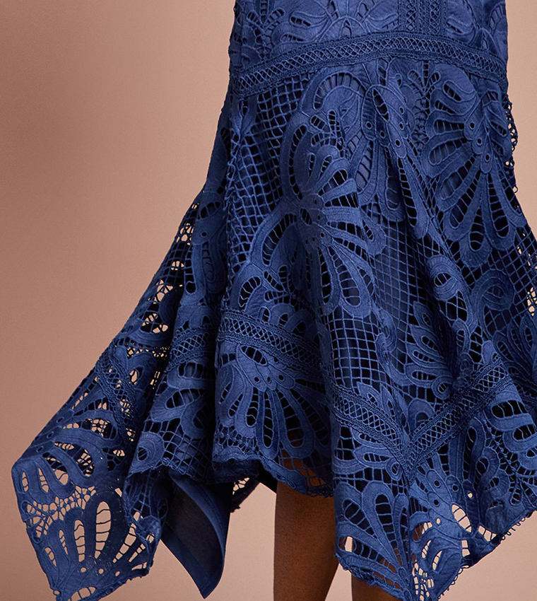 Placement Lace Hanky Hem Midi Dress