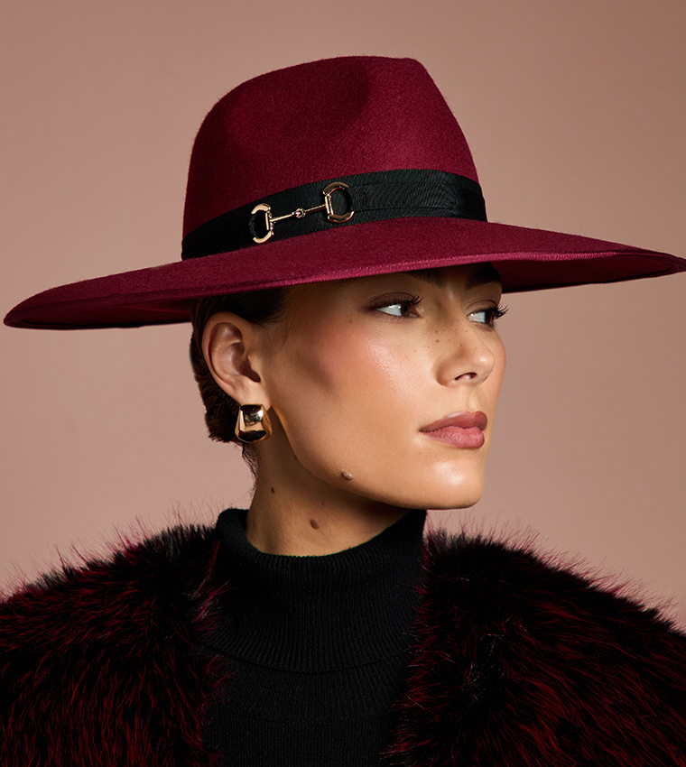 قبعة فيدورا  نسائية 