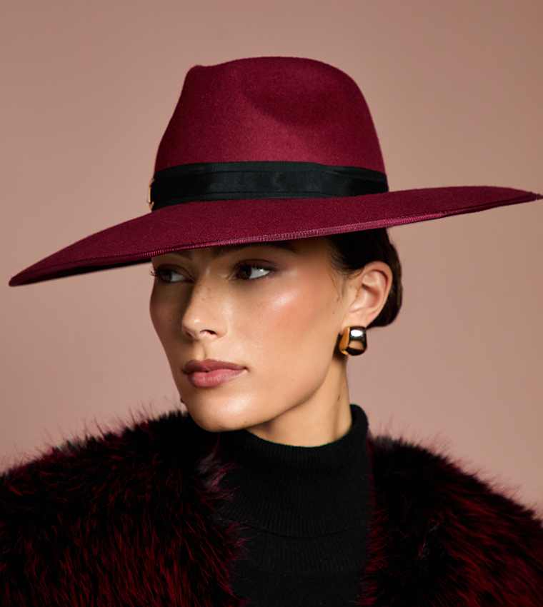 قبعة فيدورا  نسائية 