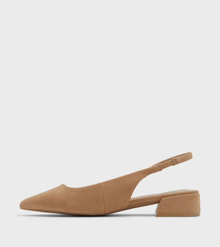 BECKYY Low Block Heel Pumps