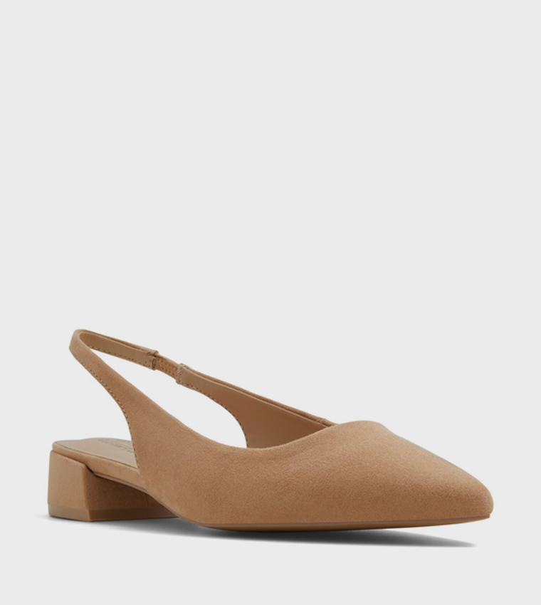 BECKYY Low Block Heel Pumps