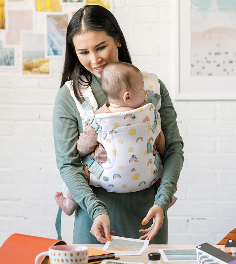 Flip 4-in-1 Convertible Carrier