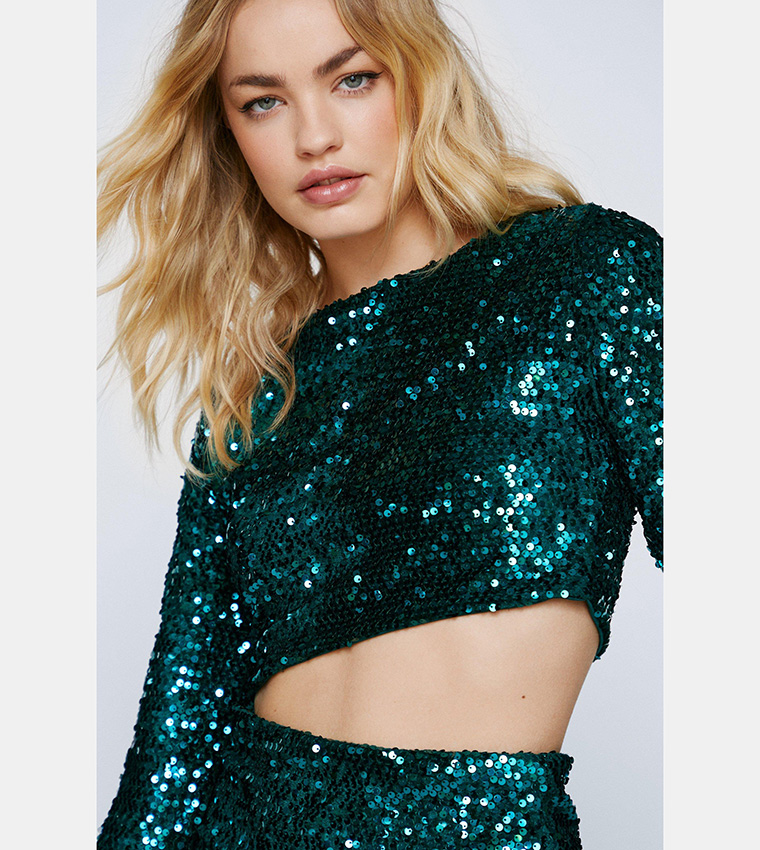 Nasty gal green velvet 2024 dress