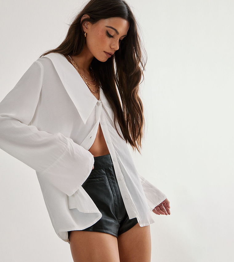 Oversized Collar Fluted Sleeves Shirt