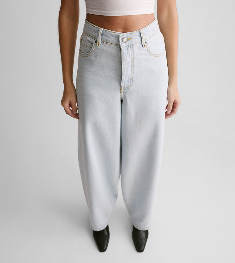 Washed Barrell Jeans