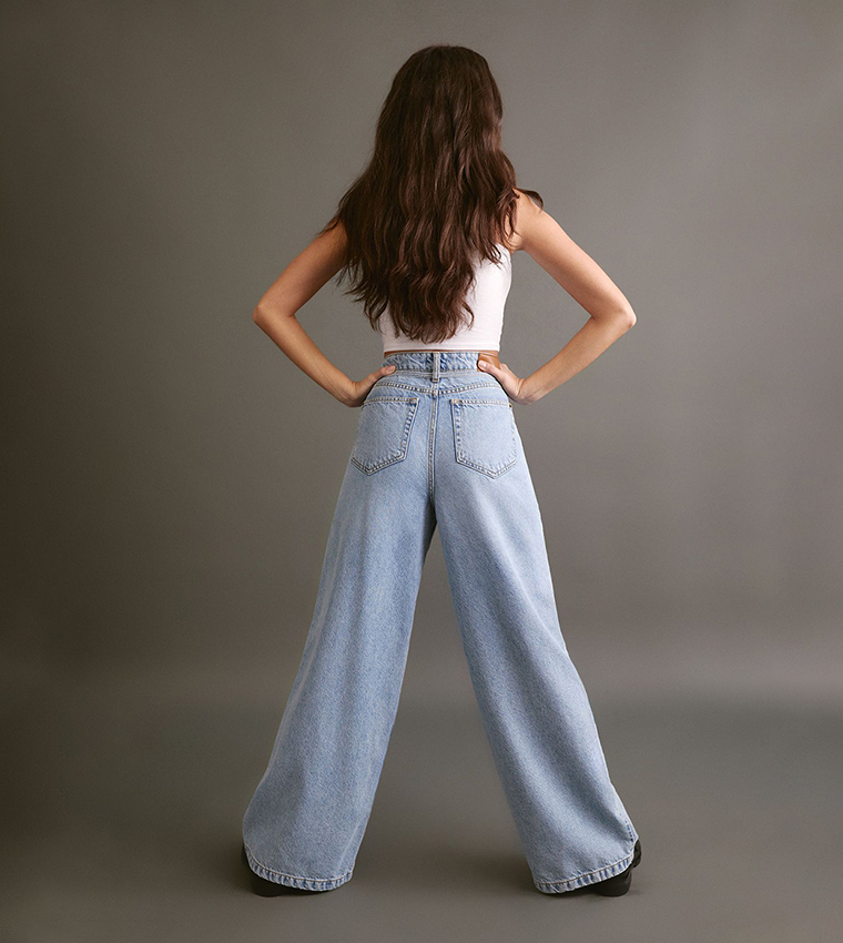 Washed Wide Leg Jeans