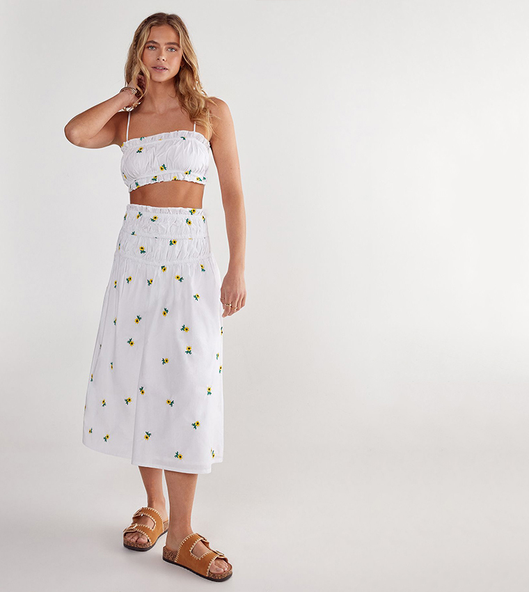 Sunflower Embroidered Ruched Crop Top