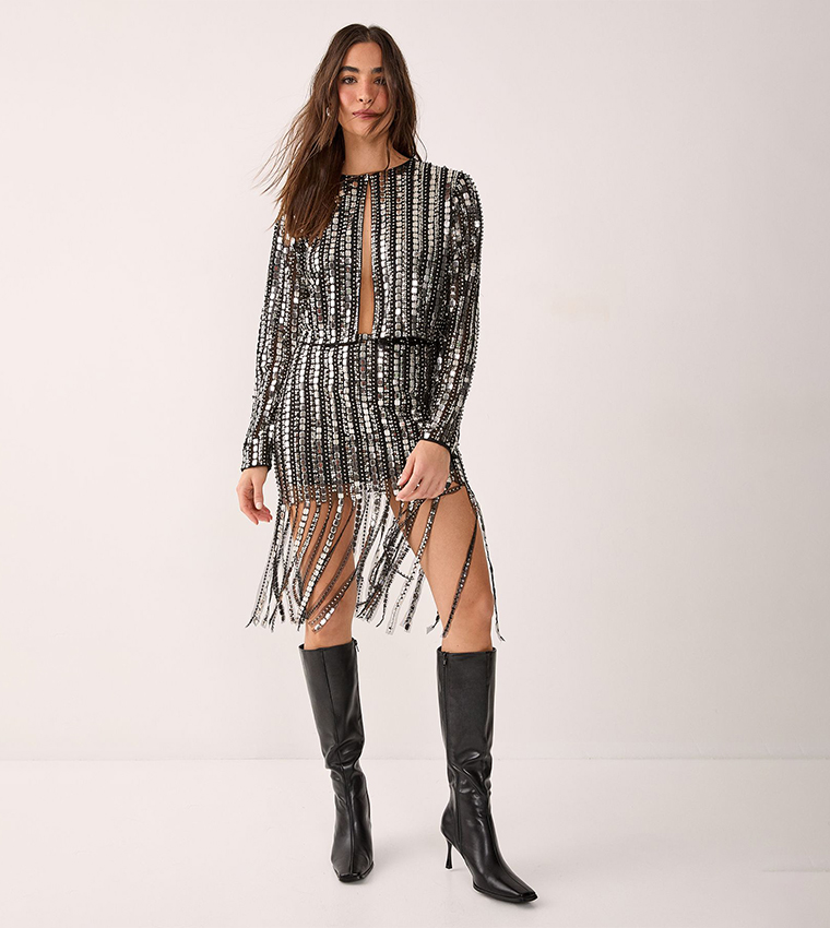 جاكيت بأكمام طويلة 