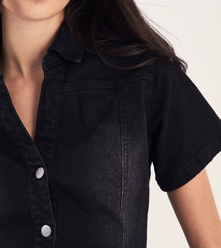 قميص جينز بكم قصير