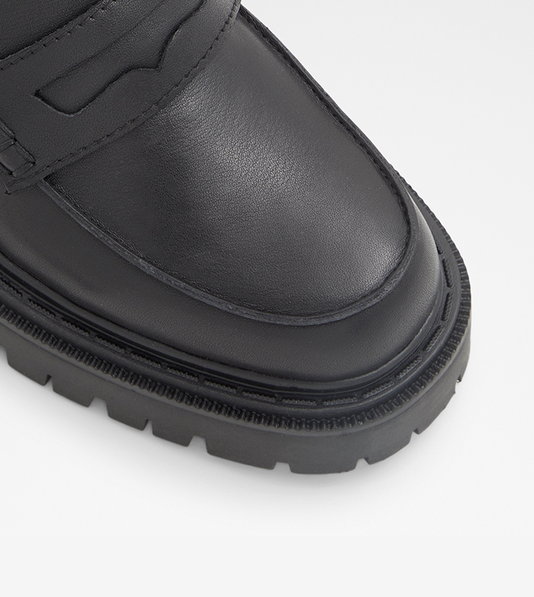 BIGSTRUT Slip-On Loafers